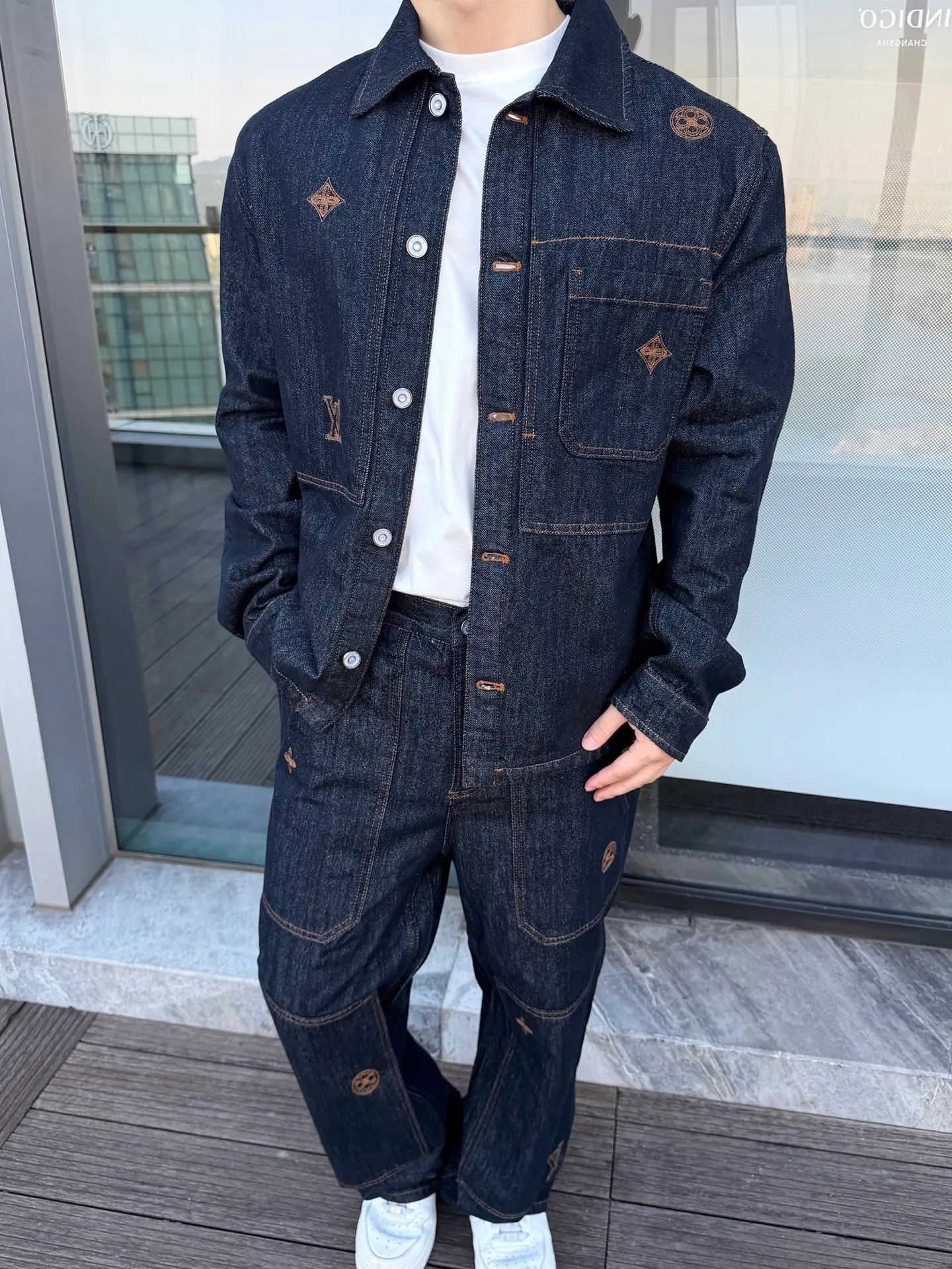 Louis Vuitton/Louis Vuitton embroidered logo jeans